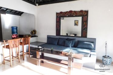 Image 3 from 1 bedroom villa for monthly rental near Batu Belig Beach