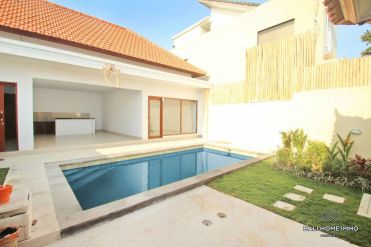 Image 2 from 2 Bedroom Unfurnished Villa For Yearly Rental in Batu Bolong
