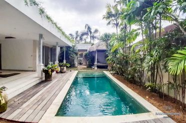 Image 2 from 2 Bedroom Villa For Rent in Batu Belig