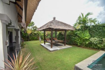 Image 1 from Villa de 2 chambres à vendre à leasehold près de la plage de Batu Bolong