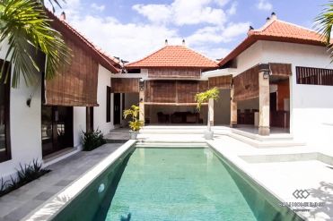 Image 1 from 2 Bedroom Villa For Yearly Rent in Umalas
