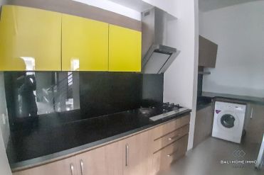 Image 3 from 3 Bedroom Townhouse For Yearly Rental in Kerobokan