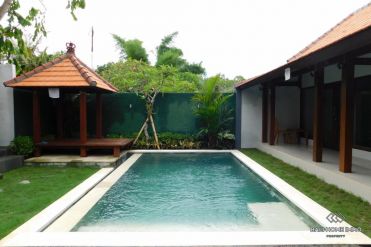 Image 3 from 3 Bedroom Villa For Long Term Rental in Pererenan