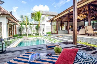Image 3 from 3 Bedroom Villa For Monthly & Yearly Rental in Batu Bolong – Canggu