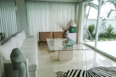 Image 3 from Villa de 3 chambres en location mensuelle et annuelle à Ungasan