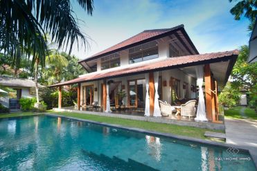 Image 1 from 3 Bedroom Villa For Sale Freehold in Canggu - Berawa