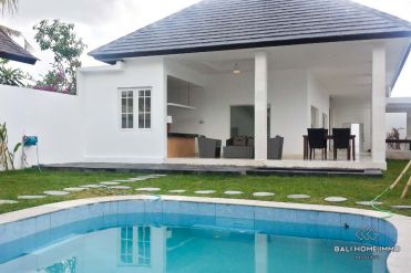 Image 1 from Villa de 3 chambres à vendre en pleine propriété à Canggu - Berawa