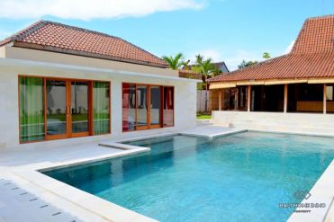 Image 3 from 3 Bedroom Villa For Lease in Canggu