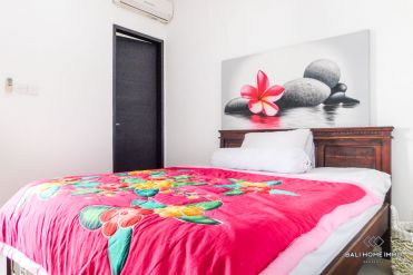 Image 2 from 3 Bedroom Villa For Yearly Rent in Kerobokan