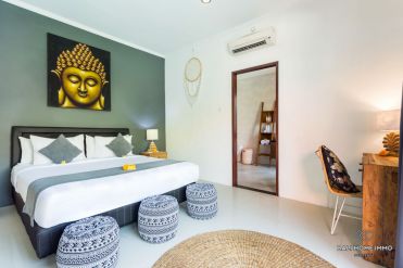 Image 3 from 3 Bedroom Villa For Yearly Rent in Seminyak