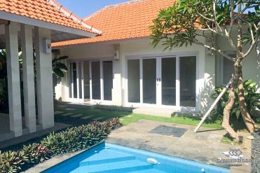 Image 1 from 3 Bedroom Villa For Yearly Rent in Umalas