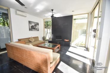 Image 2 from 3 Bedroom Villa For Yearly Rental in Batu Bolong