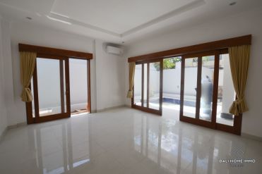 Image 3 from 3 Bedroom villa For yearly rental in Berawa