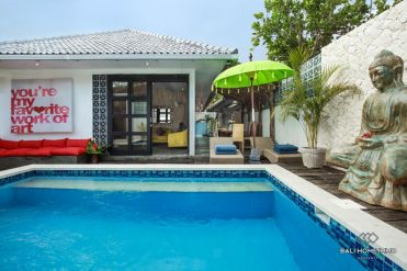 Image 2 from 3 Bedroom Villa  Near Batu Belig Beach