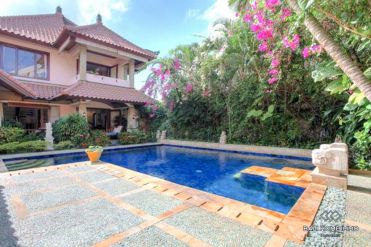 Image 2 from 4 Bedroom Villa For Sale Freehold in Seminyak
