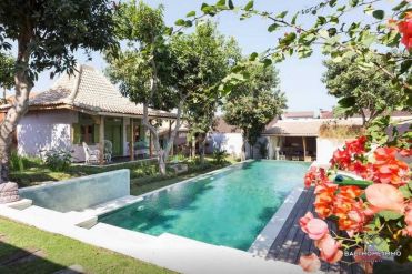 Image 1 from 4 Bedroom Villa For Sale Leasehold in Canggu