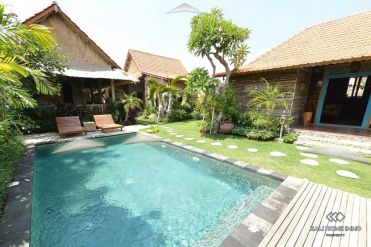 Image 2 from 4 Bedroom Villa For Sale Leasehold Near Berawa Beach