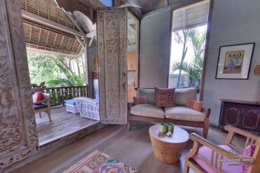 Image 3 from Villa de 4 chambres à vendre à leasehold près de la plage de Berawa