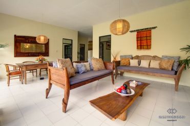 Image 2 from 4 bedroom villa for yearly & monthly rental near Double Six Beach
