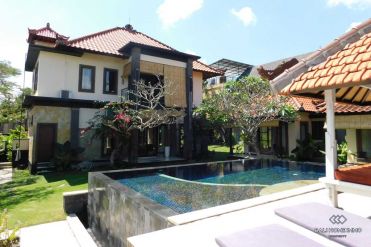 Image 1 from 4 Bedroom Villa For Yearly Rental Batu Bolong