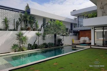 Image 1 from 4 Bedroom villa for yearly rental in Canggu