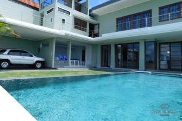 Image 3 from 5 Bedroom Villa For Sale Freehold in Canggu