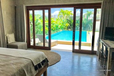 Image 3 from Villa 5 kamar tidur dijual leasehold & disewakan - 250m dari Pantai Berawa