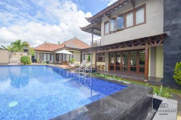 Image 1 from 5 Bedroom Villa For Yearly Rental in Umalas