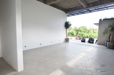 Image 3 from Shop & Offices For Yearly Rental in Berawa - Canggu