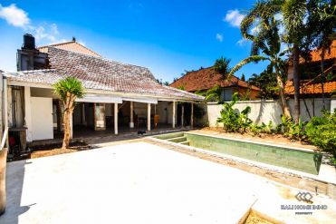 Image 2 from 1 Bedroom Unfurnished Villa For Yearly Rental in Seminyak