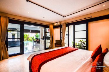Image 3 from 2 Bedroom Villa Near Batu Belig Beach