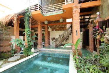 Image 2 from 2 Bedroom Villa For Yearly Rental Near Berawa Beach