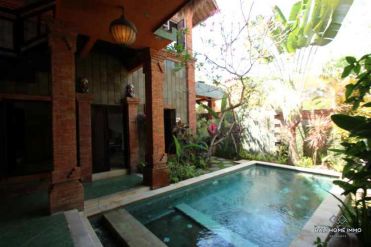 Image 3 from 2 Bedroom Villa For Yearly Rental Near Berawa Beach