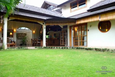 Image 2 from Villa 3 Kamar Disewakan Bulanan di Berawa