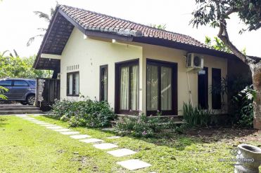 Image 1 from 3 Bedroom Villa For Sale Freehold in Canggu - Echo Beach