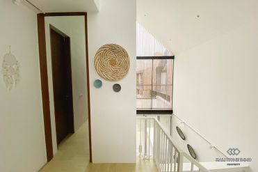 Image 3 from 3 Bedroom Villa For Sale Leasehold Near Berawa Beach
