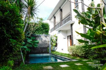 Image 1 from 3 Bedroom Villa for Yearly Rent in Batu Belig