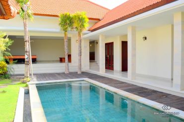 Image 2 from 3 Bedroom Villa for Yearly Rent in Berawa, Canggu