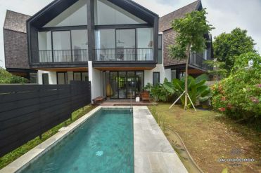 Image 2 from 3 Bedroom Villa For Yearly Rental in Berawa - Canggu