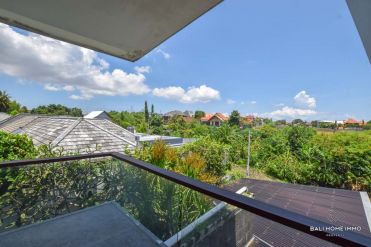 Image 2 from 3 Bedroom Villa For Yearly Rental and Sale in Umalas