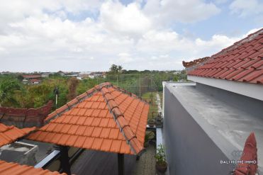 Image 3 from 4 Bedroom Townhouse For Sale Freehold in Padonan - North Canggu