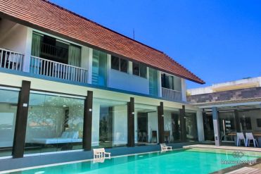 Image 1 from 4 Bedroom Villa For Sale Freehold in Berawa - Canggu