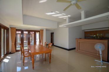 Image 3 from 4 Bedroom Villa For Yearly Rental in Kerobokan