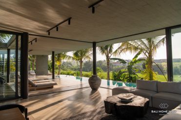 Image 1 from 5 Bedroom Villa For Sale in Canggu