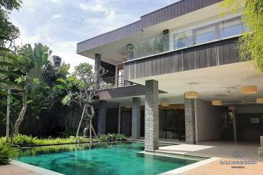 Image 2 from 5 Bedroom Villa For Sale Leasehold in Berawa