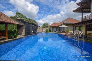 Image 3 from 5 Bedroom Villa For Yearly Rental in Umalas