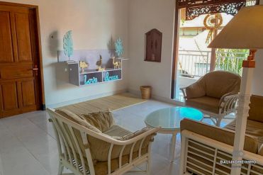 Image 3 from 5 Bedroom Villa For Yearly Rental Near Batu Belig Beach