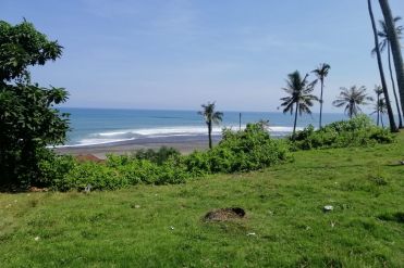 Image 2 from Beachfront Land For Sale Freehold in Tabanan - Soka