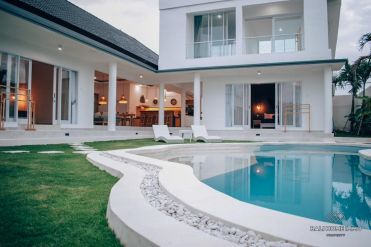 Image 1 from Brand New 4 Bedroom Villa For Sale & Monthly Rental in Canggu