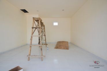 Image 2 from Shop & Offices For Yearly Rental in Umalas